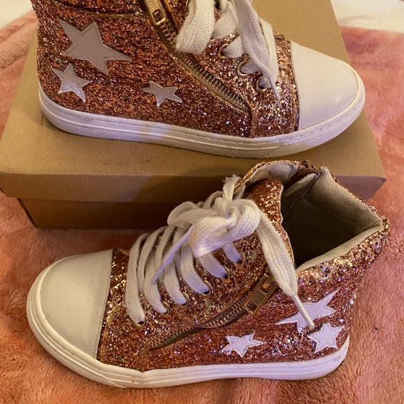 Joyfolie Other - LIKE NEW joyfolie high-tops